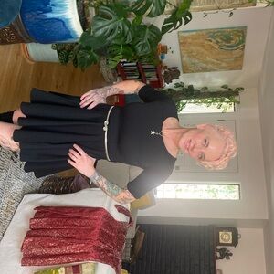 Black dress. Size s.